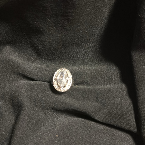 # 31 - Picture 2 of 2